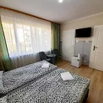 Iris Homestay *